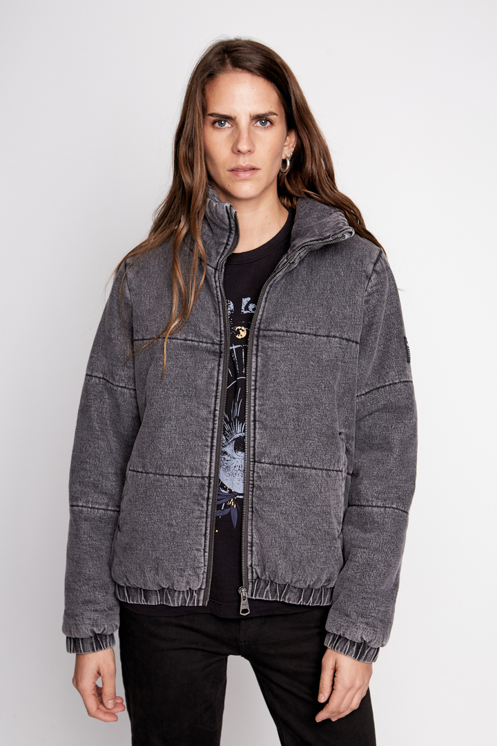 Parka Puffa Jeans Silveria Orgánica Negra Mujer