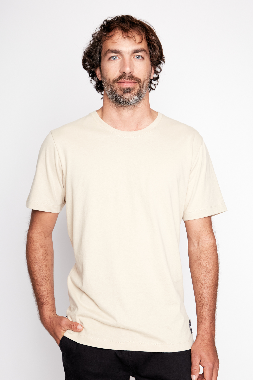 Polera Teya Orgánica Regenerativa Beige Hombre