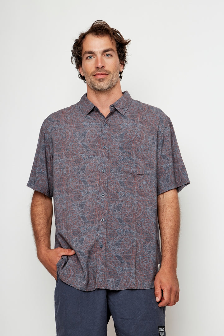 Guayabera Mero Paisley Azul Terracota Hombre ECOVERO™