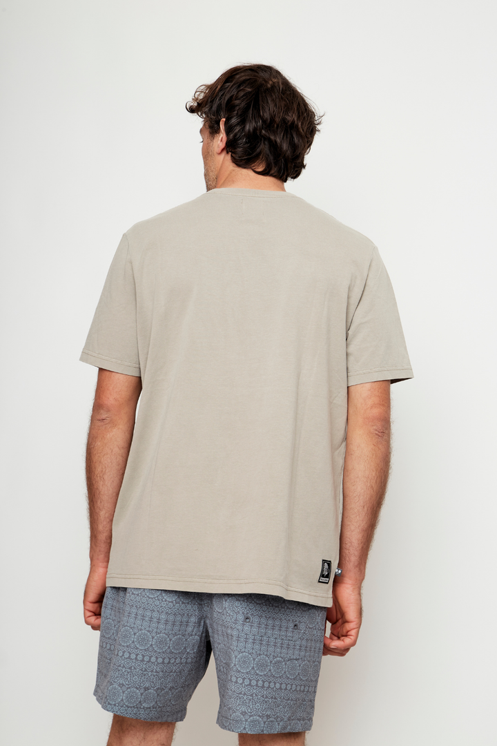 Polera Bat Orgánica Gris Hombre