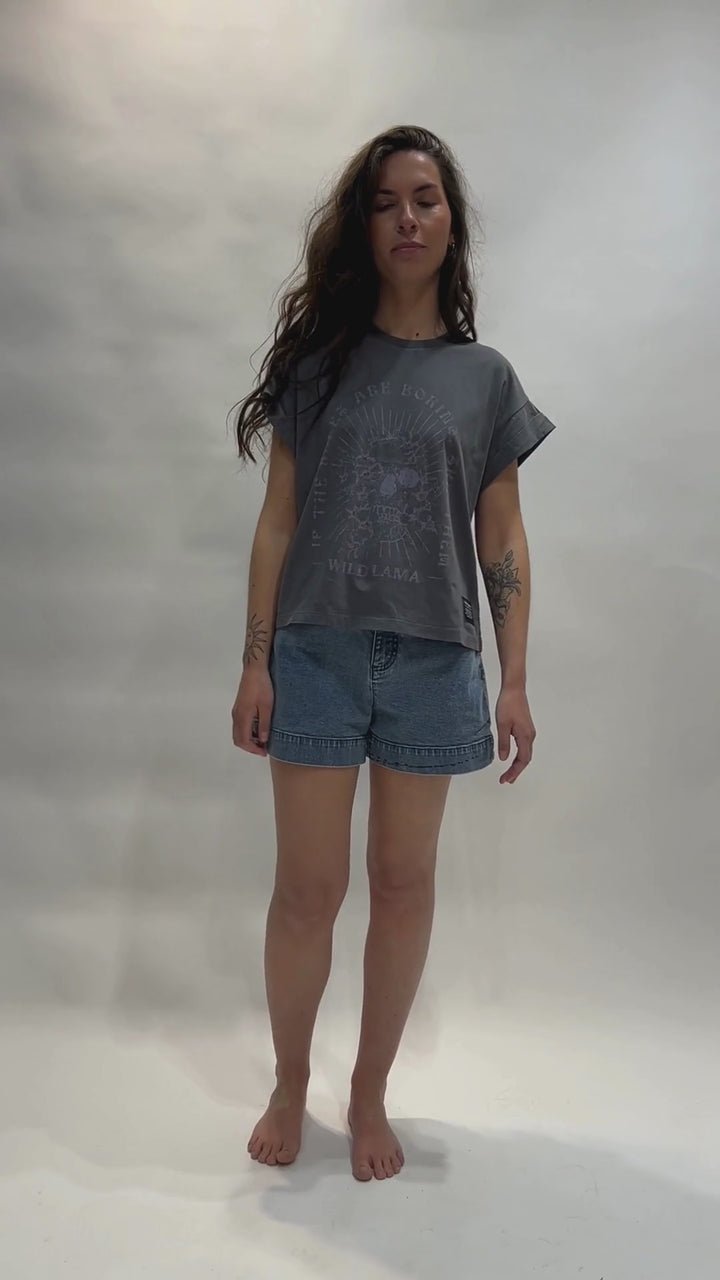 Polera Nirva Orgánica Gris Mujer